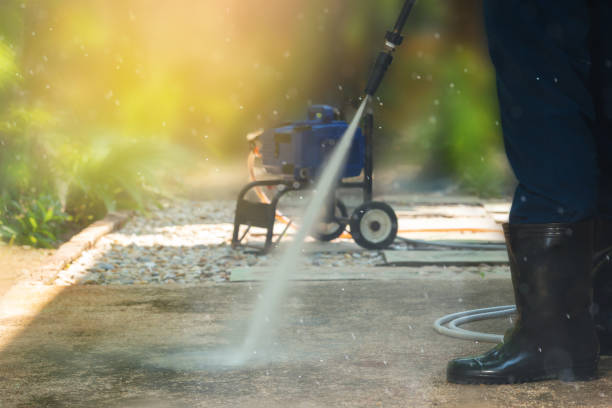 Best Playground Equipment Cleaning  in Mounds View, MN